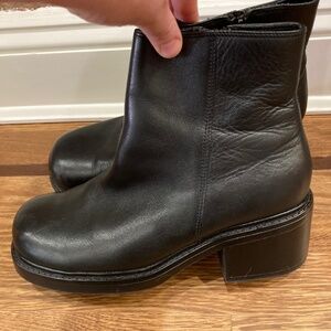 Crossroads Black Leather Zip Ankle Boots Chunky Block Heel Y2K Women's 9M